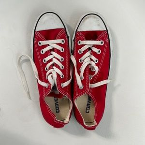 Converse sneakers women’s size 7